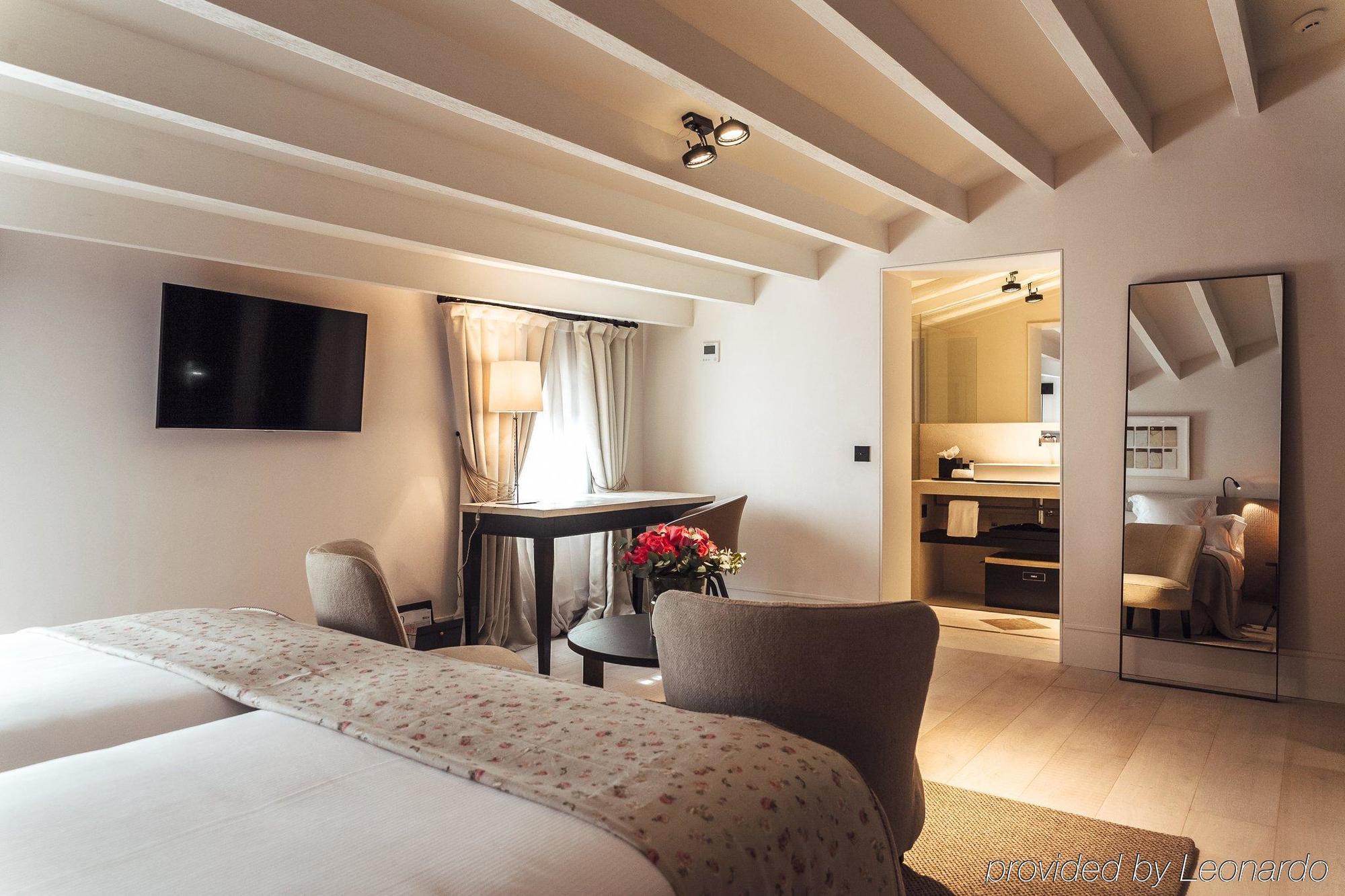 Sant Francesc Hotel Singular ปัลมาเดมายอร์กา ภายนอก รูปภาพ